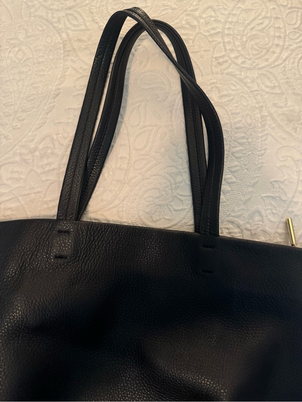 Cuyana Tall Black Leather Pebbled Zipper Tote with Cuyana Insert - Picture 3 of 11